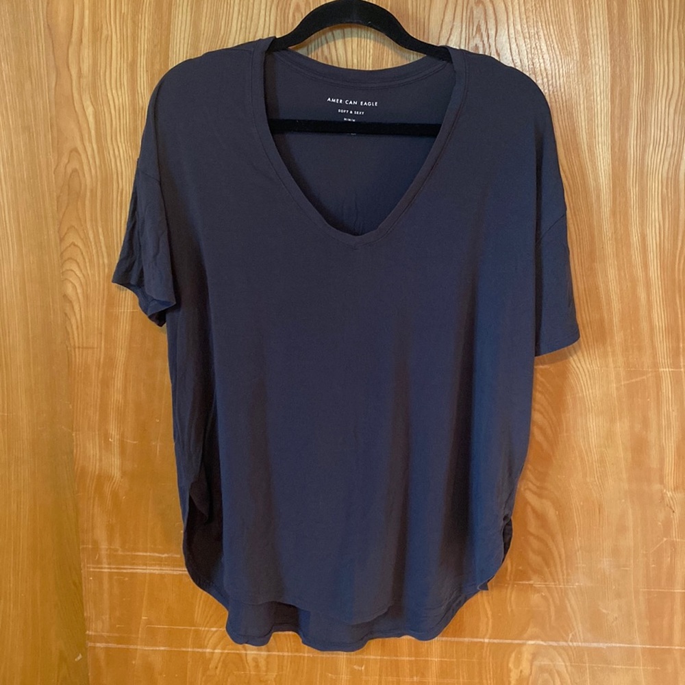 American Eagle Outfitters Soft & Sexy V-Neck T-Shirt - Medium
